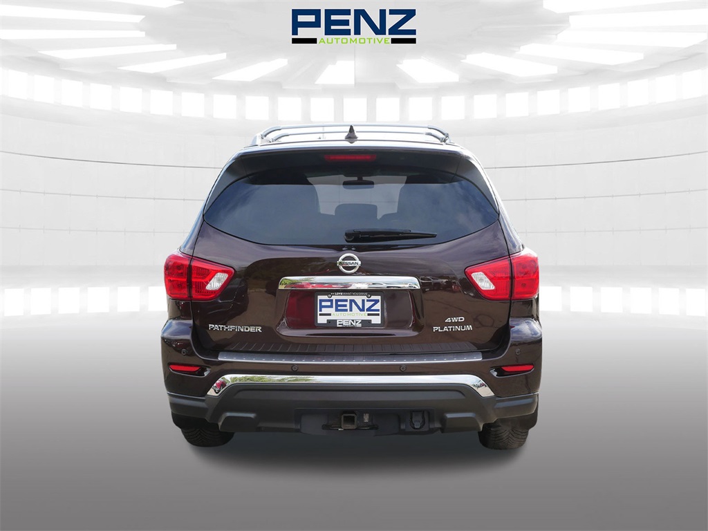 2019 Nissan Pathfinder Platinum photo 3