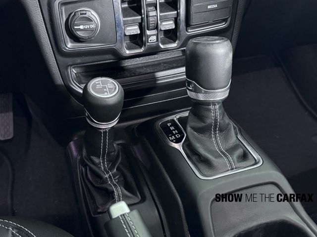 2022 Jeep Wrangler Unlimited Sahara 4xe photo 24