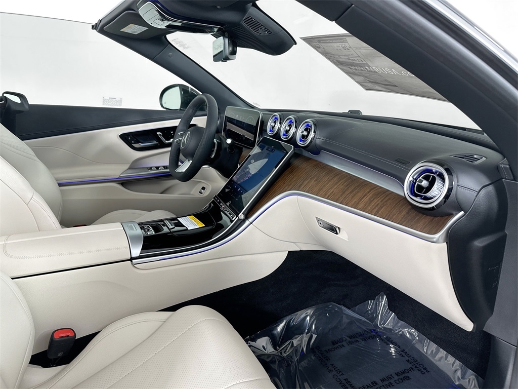 2026 Mercedes Benz CLE 300 4MATIC Cabriolet photo 27