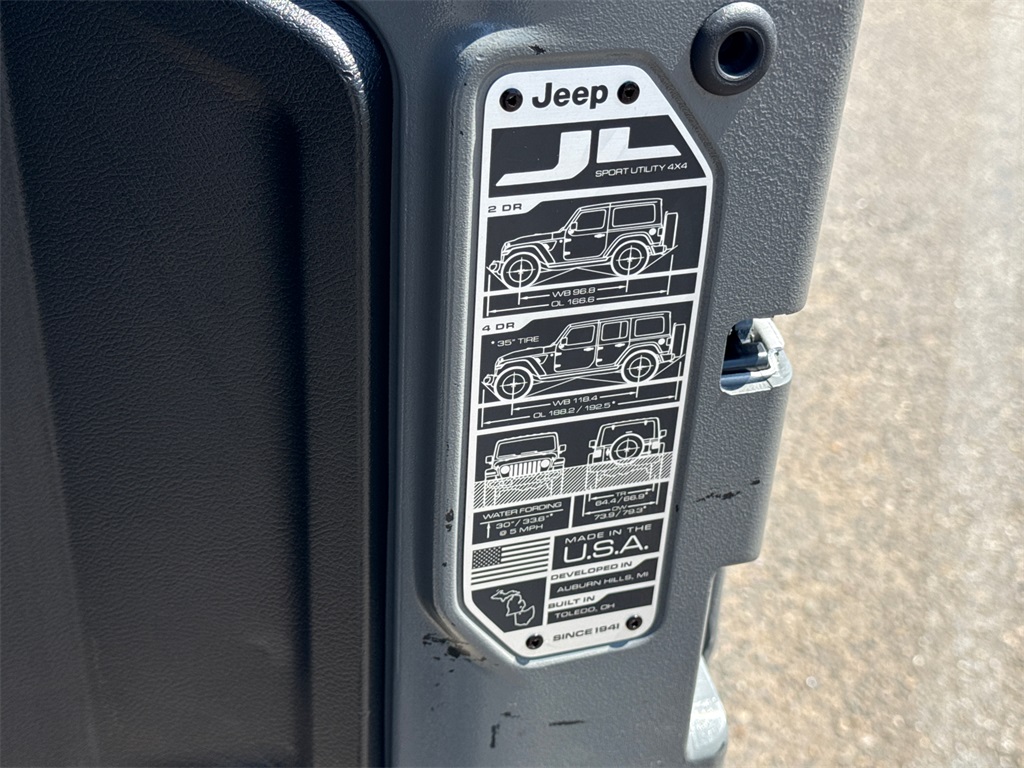 2023 Jeep Wrangler Base 4xe photo 14
