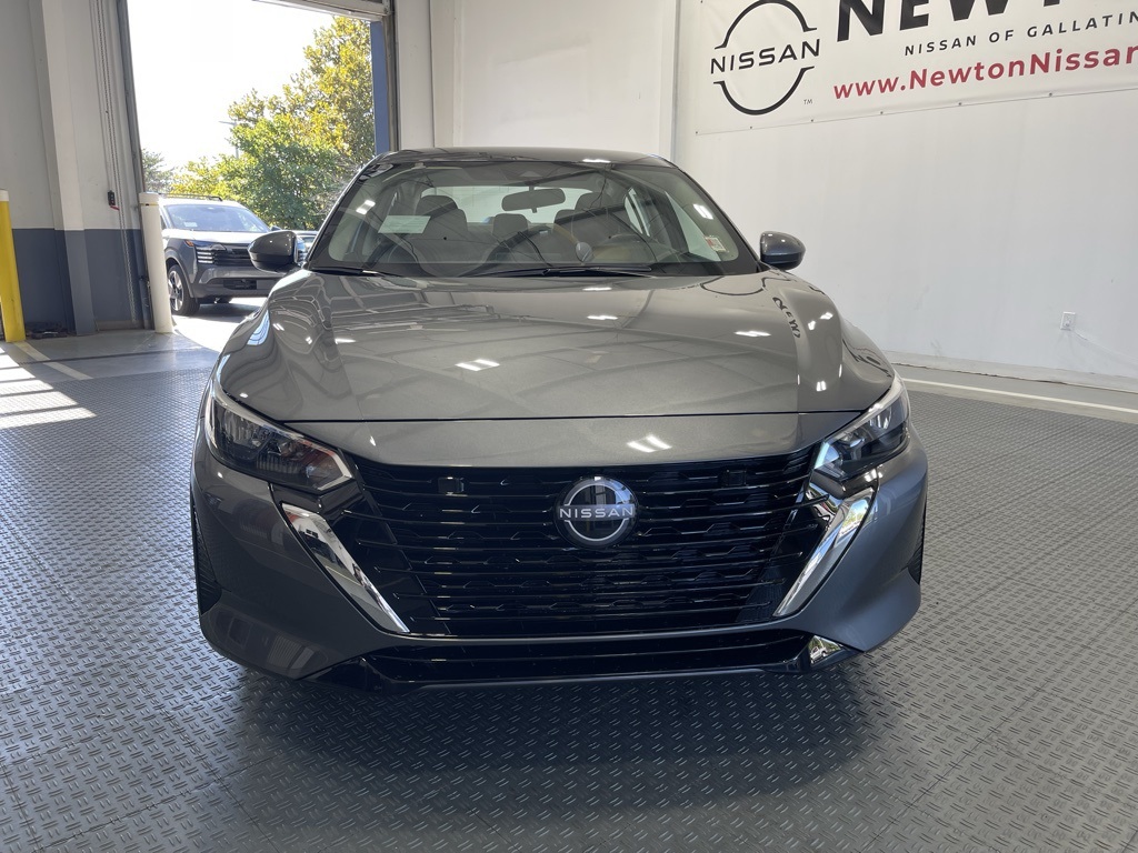 2025 Nissan Sentra S photo 2