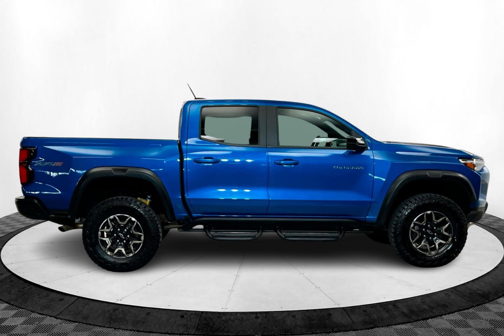 Certified Used 2024 Glacier Blue Metallic Chevrolet ZR2 image 6