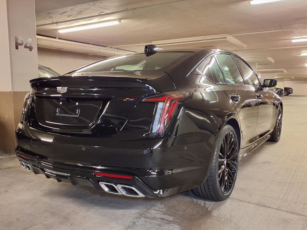 2026 Cadillac CT5 V photo 7