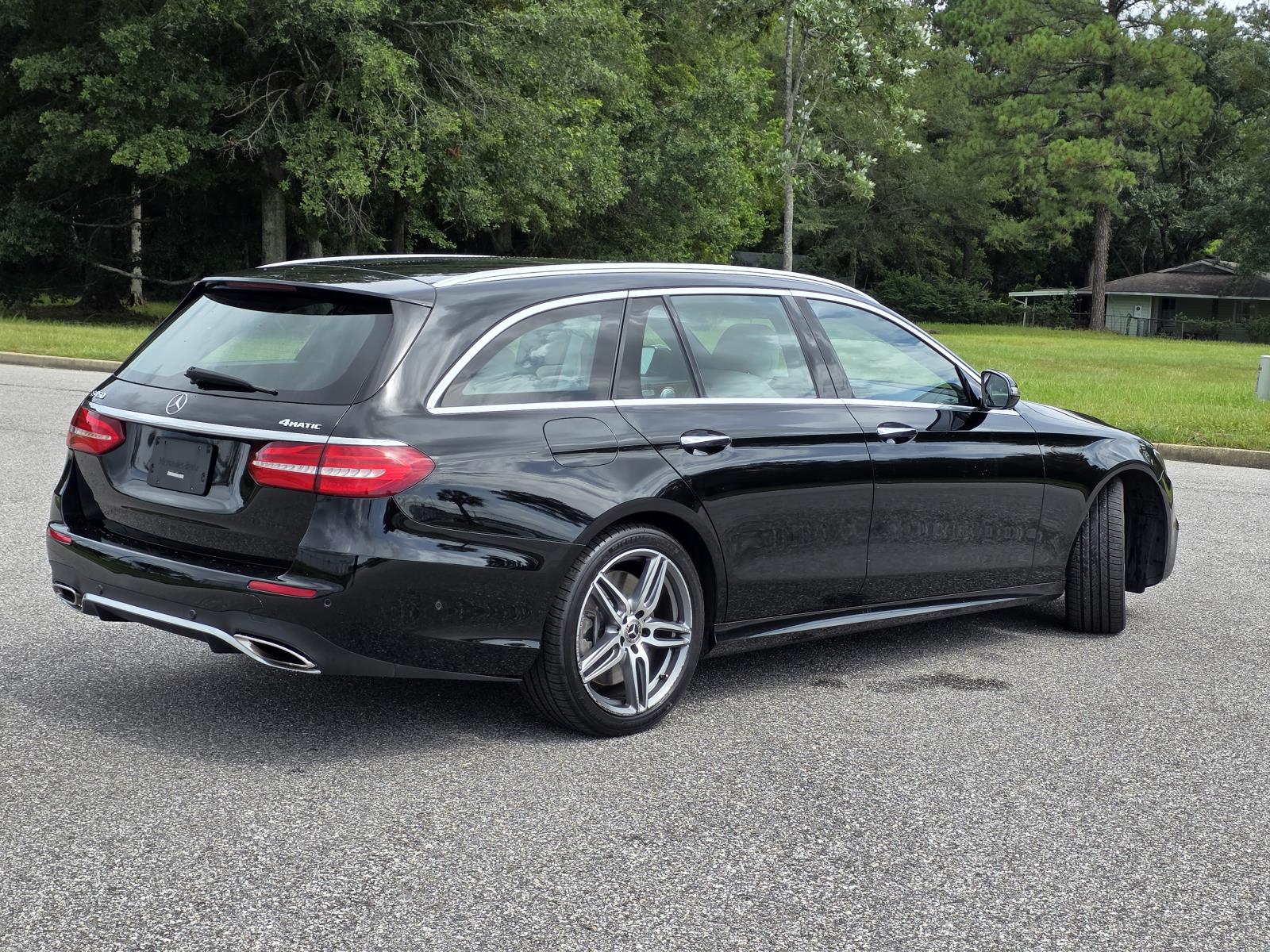 2020 Mercedes Benz E 450 4MATIC photo 4