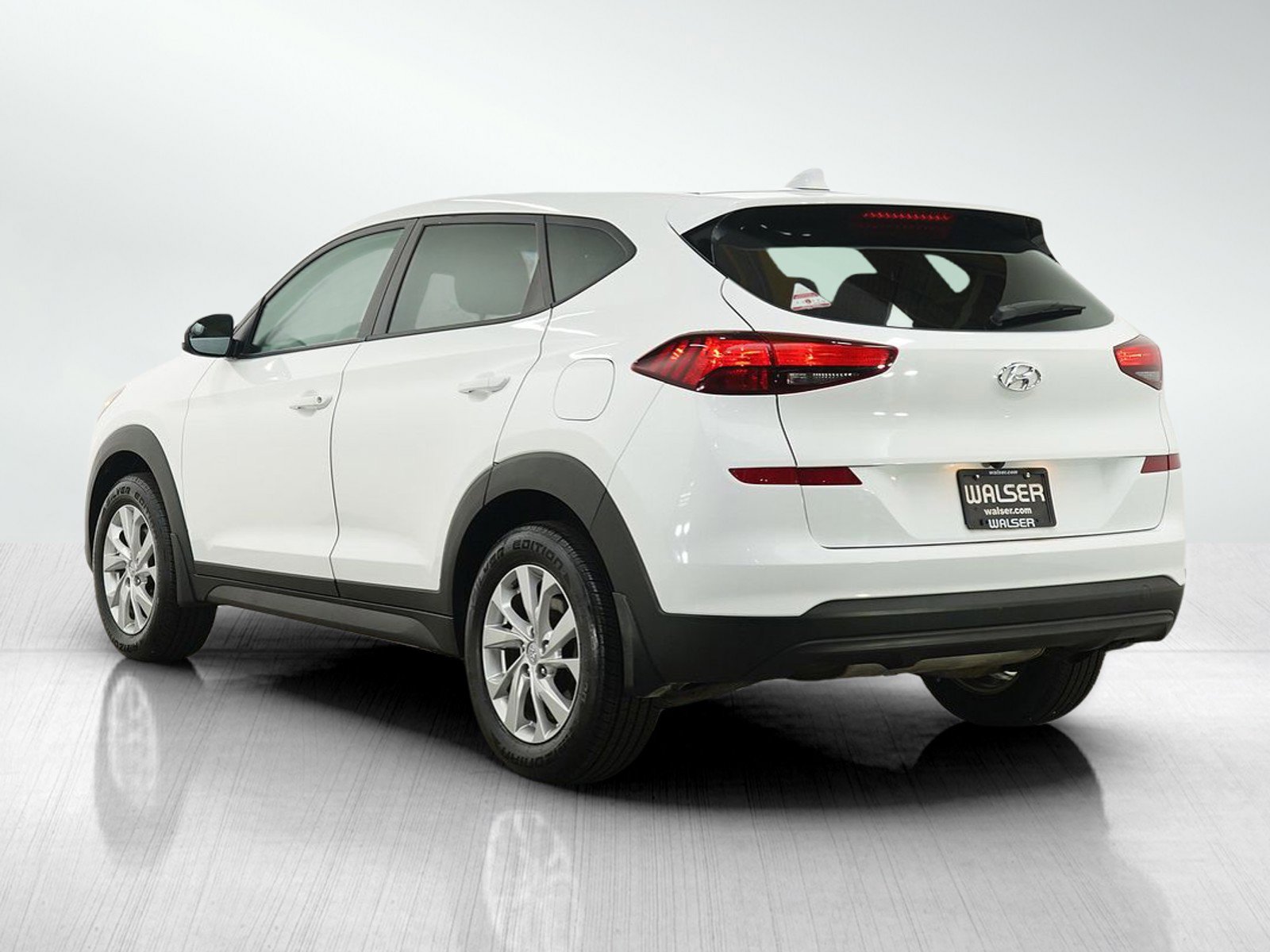 2019 Hyundai Tucson SE photo 3