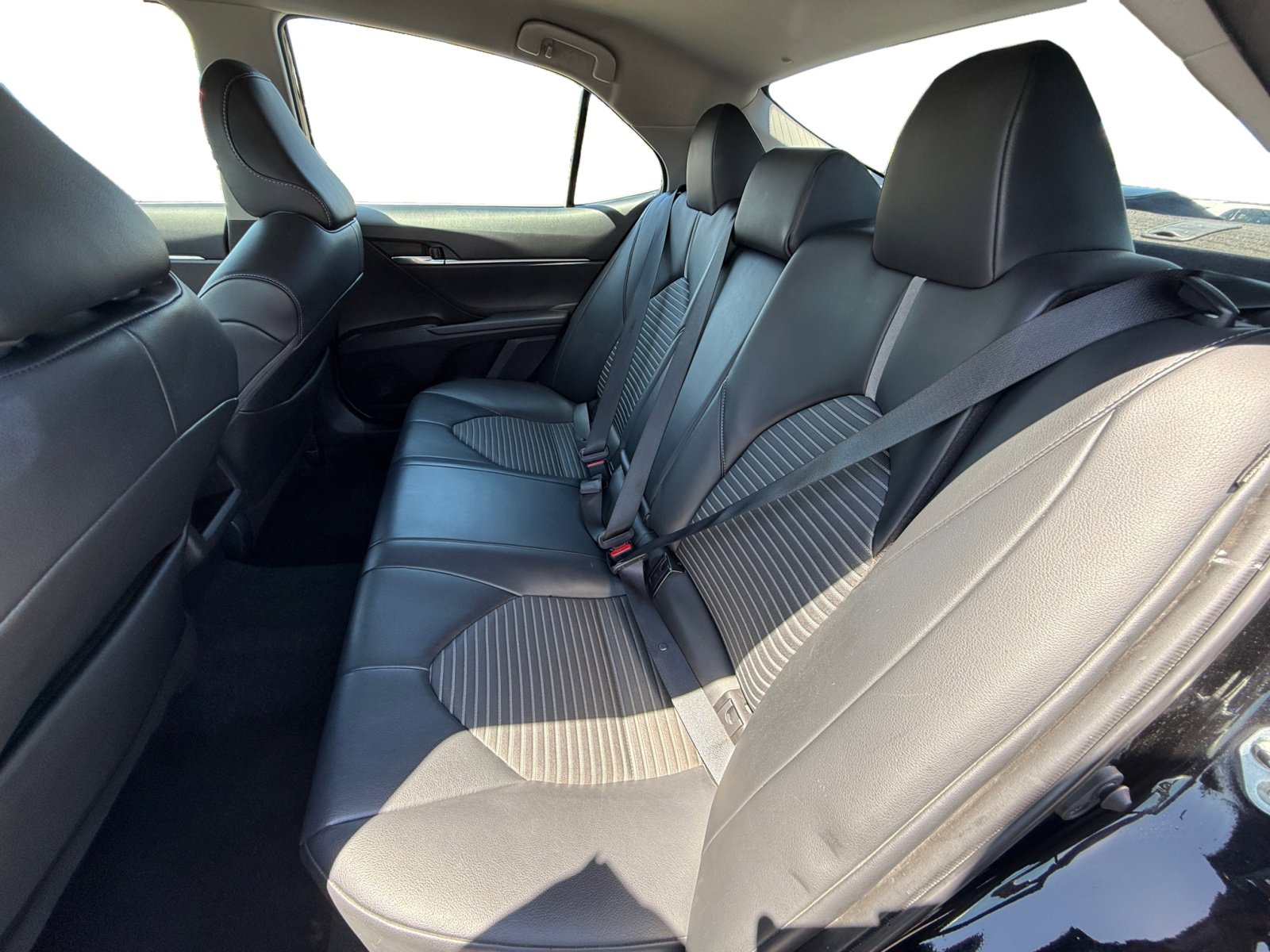 2023 Toyota Camry SE photo 16
