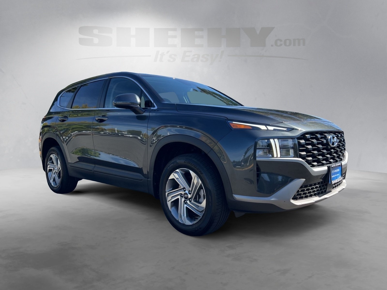 2023 Hyundai Santa Fe SE photo 2
