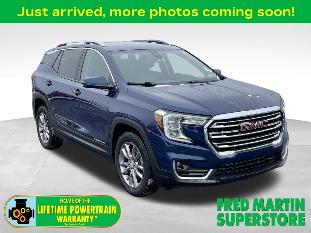 2023 GMC Terrain SLT's photo