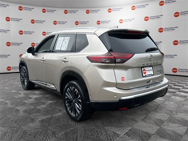 2024 Nissan Rogue Platinum photo 3