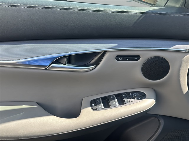 2024 Infiniti QX50 Luxe photo 9