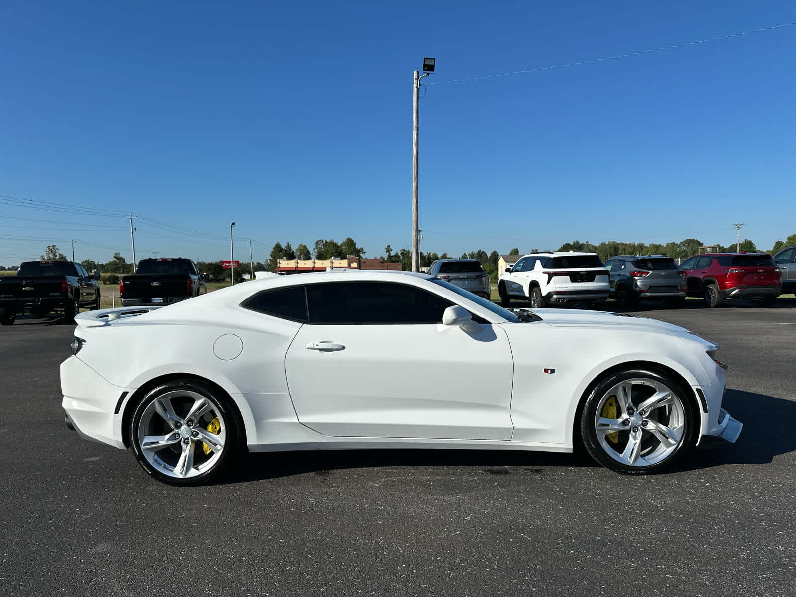 2019 Chevrolet Camaro SS photo 2