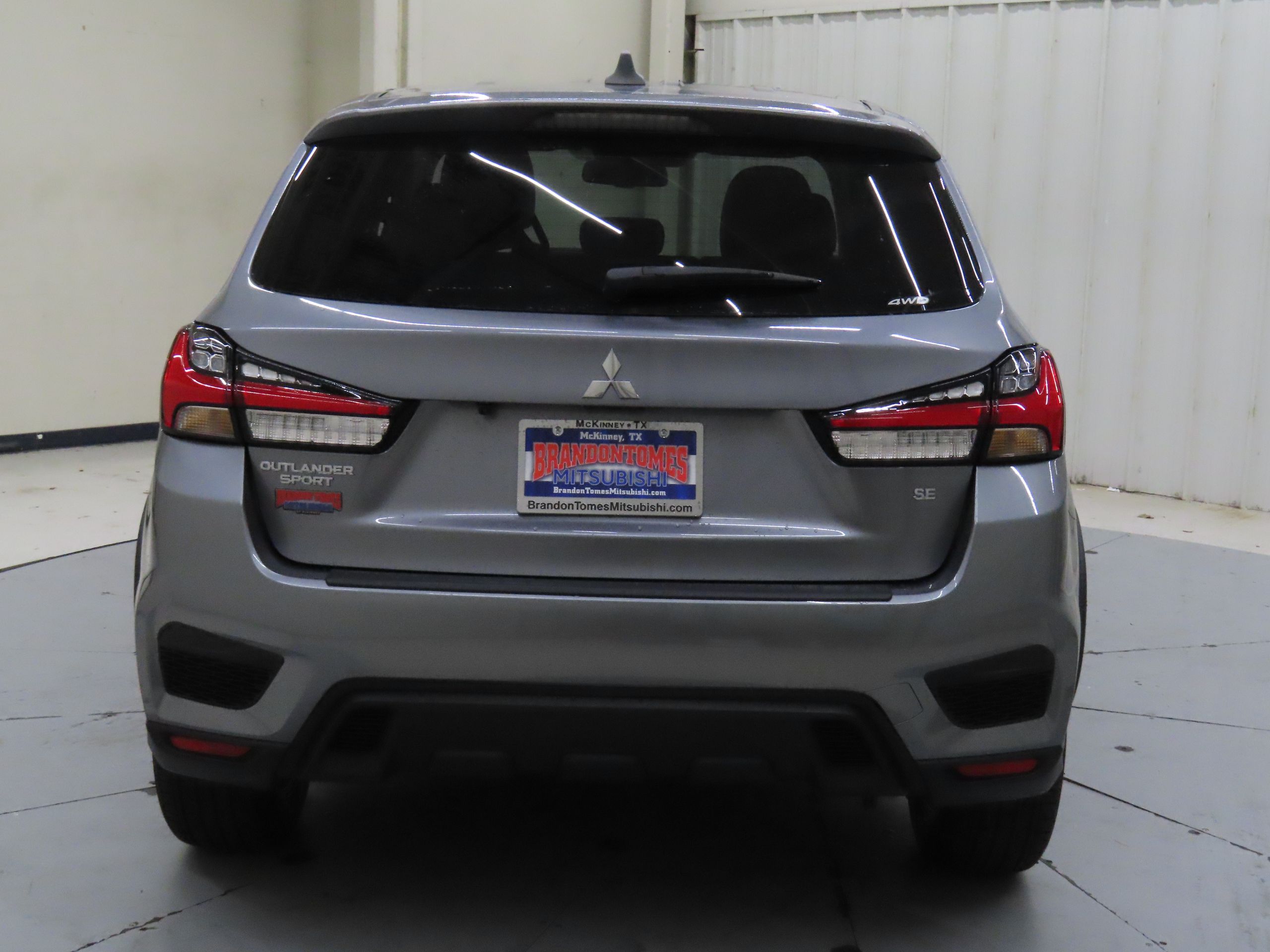 2025 Mitsubishi Outlander Sport SE photo 4