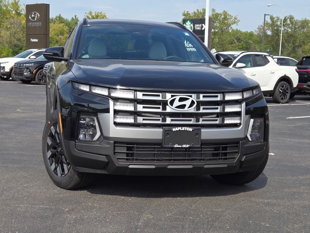 2025 Hyundai Santa Cruz Limited photo 2