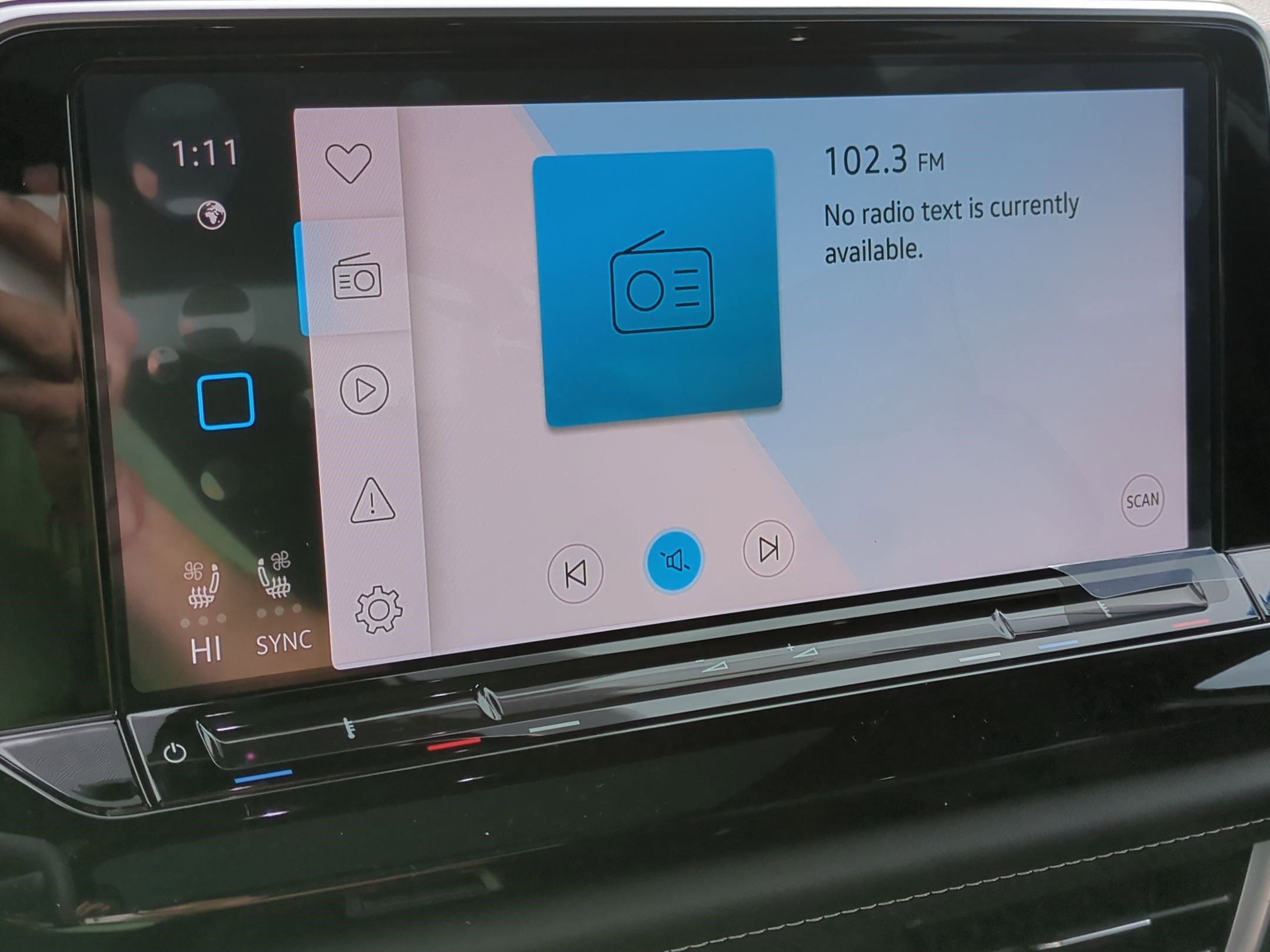 2025 Volkswagen Atlas Cross Sport SE Technology photo 9