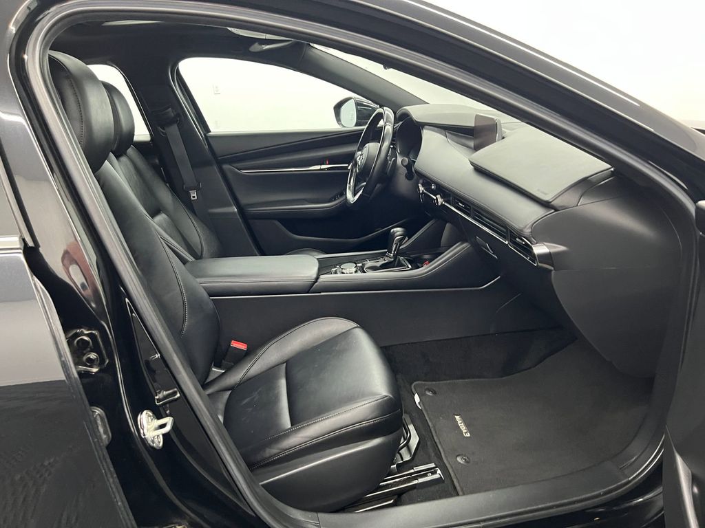 2022 Mazda Mazda3 Hatchback 2.5 Turbo photo 25