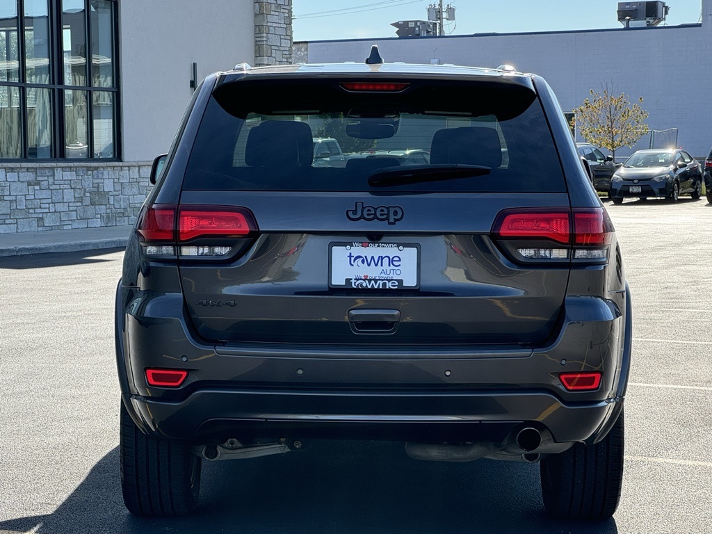 2021 Jeep Grand Cherokee Anniversary Edition photo 20