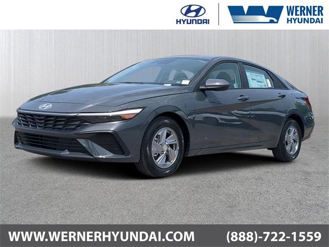 2026 Hyundai Elantra SE's photo