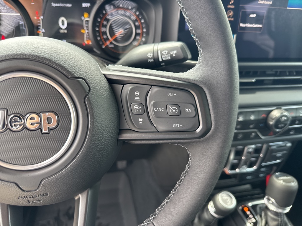 2025 Jeep Gladiator Sport photo 50