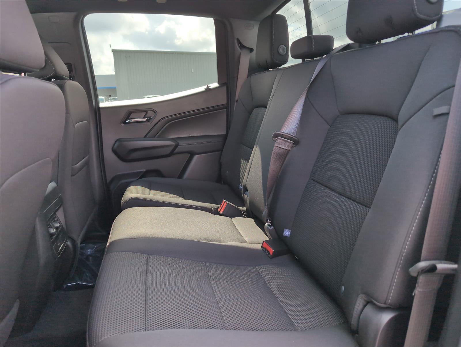 2025 Chevrolet Colorado Work Truck LT photo 26