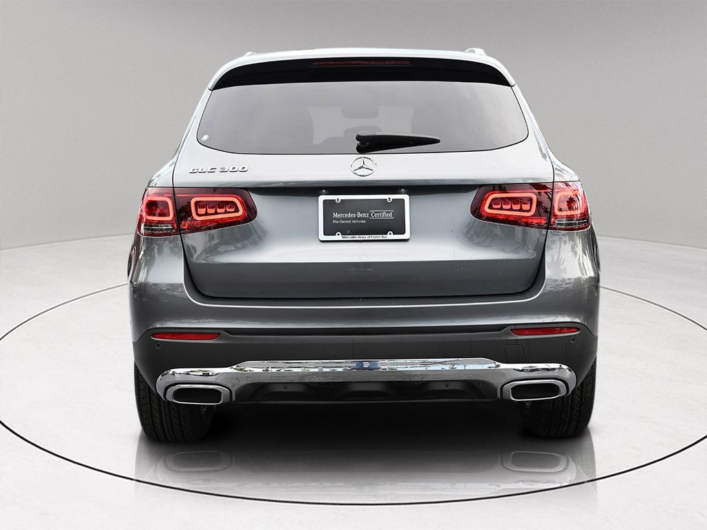 2021 Mercedes Benz GLC 300 photo 4