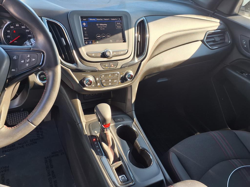 2022 Chevrolet Equinox RS photo 2