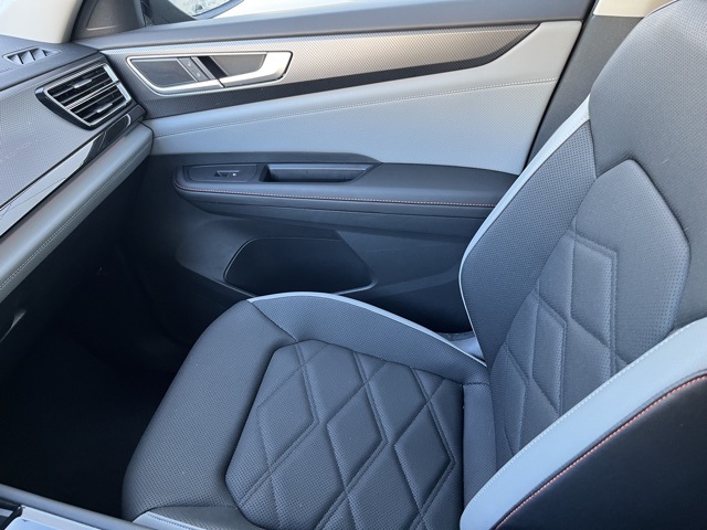 2024 Volkswagen Atlas Peak Edition SE Technology photo 44