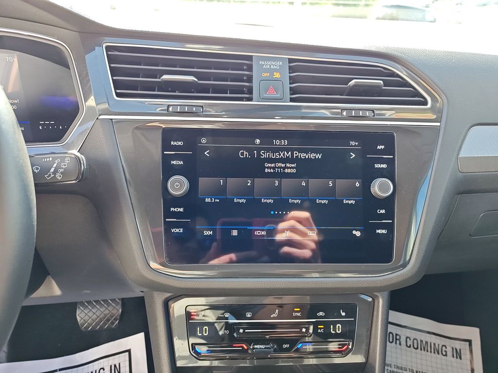 2024 Volkswagen Tiguan SE Wolfsburg Edition photo 18