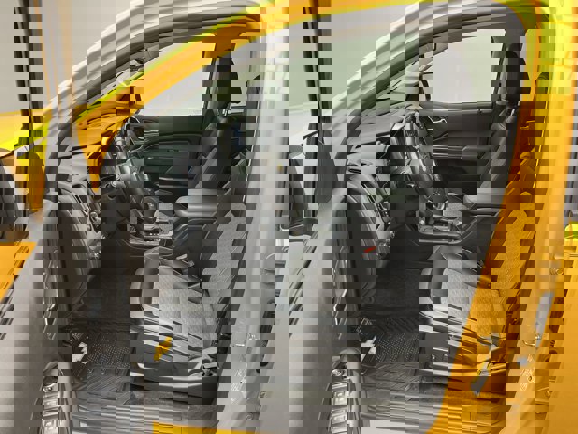 2018 Chevrolet Colorado Z71 photo 3