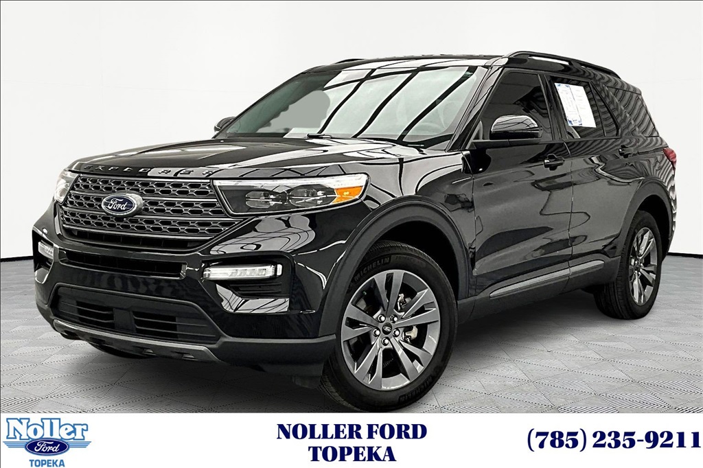 2023 Ford Explorer XLT's photo