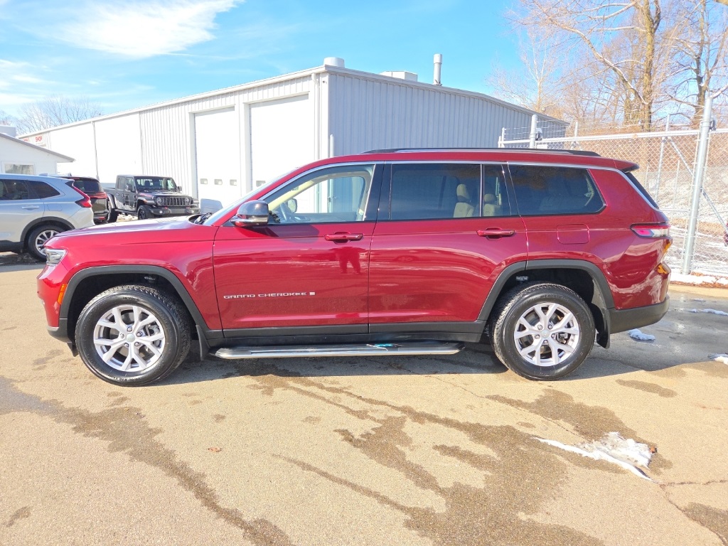 2022 Jeep Grand Cherokee Limited photo 3