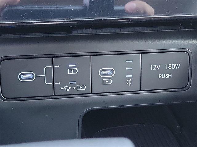 2025 Hyundai Santa Cruz SEL Activity photo 13