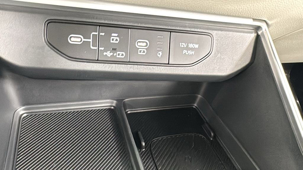 2026 Kia Carnival EX photo 30