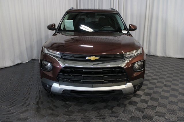 2023 Chevrolet Trailblazer LT photo 2