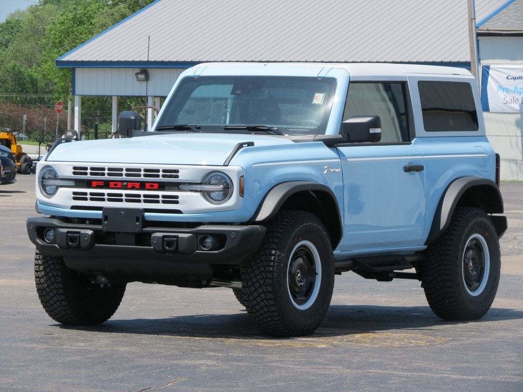 2024 Ford Bronco Heritage Limited First Edition photo 2