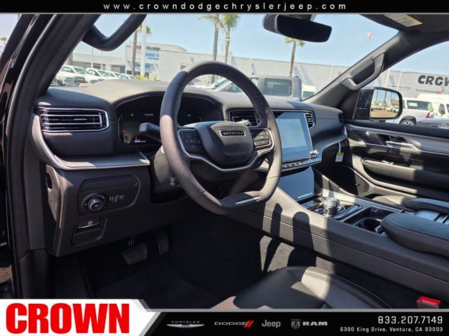2025 Jeep Wagoneer Base photo 16