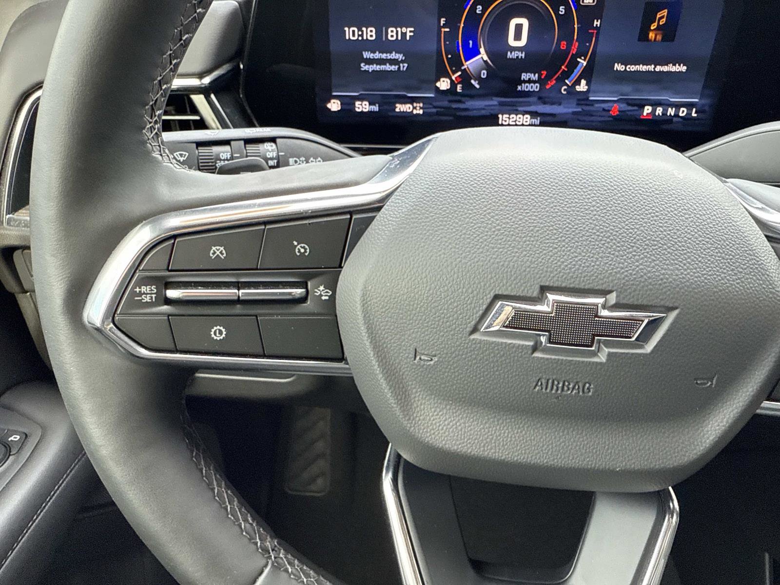 2025 Chevrolet Suburban Z71 photo 15