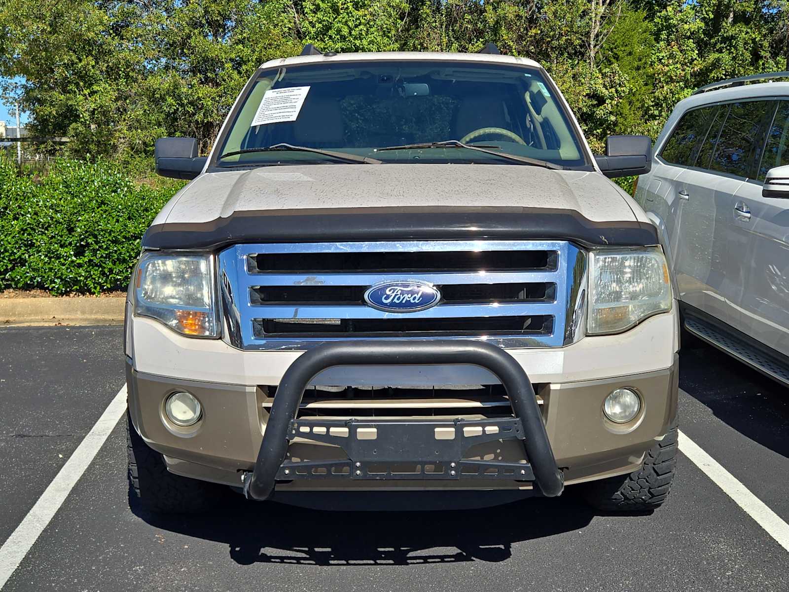 Used 2011 Ford Expedition XLT with VIN 1FMJU1H51BEF18327 for sale in Auburn, AL