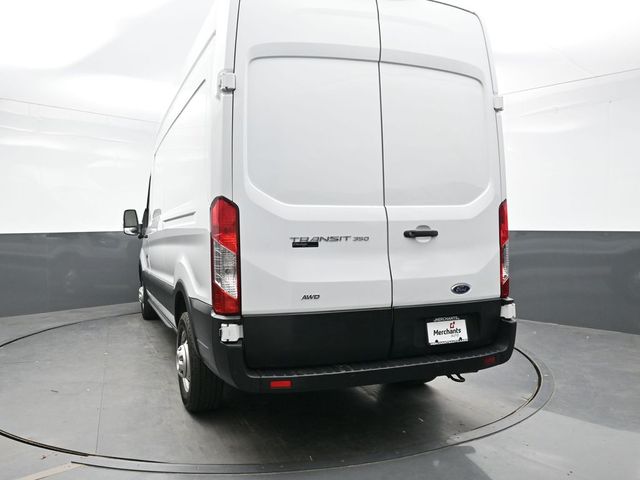 2022 Ford Transit photo 2