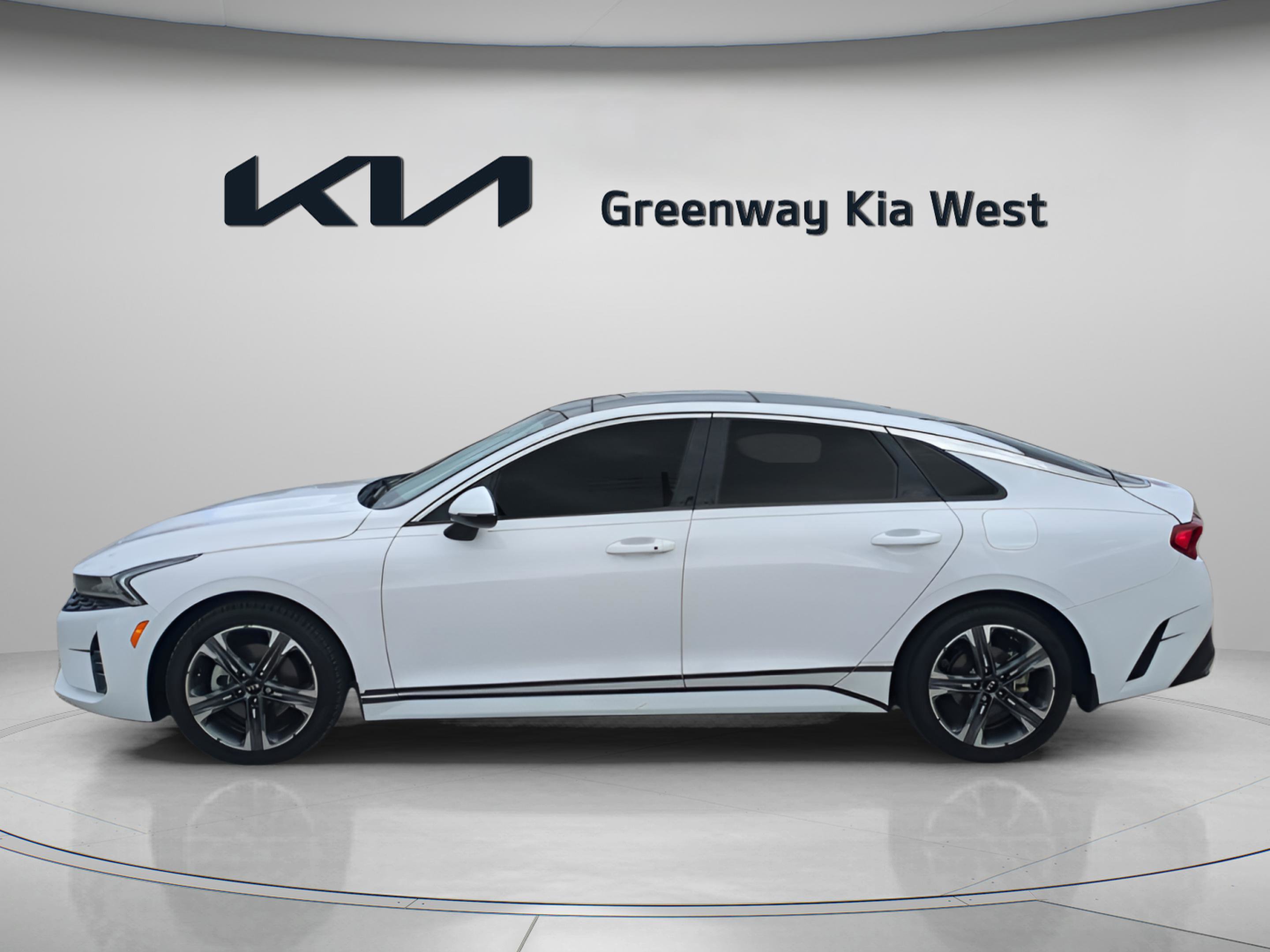 2021 Kia K5 EX photo 3