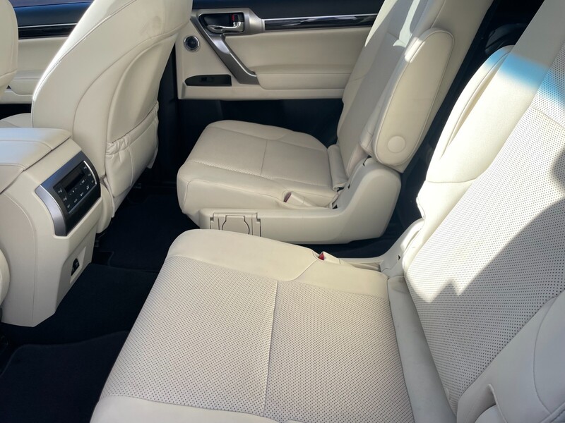 2023 Lexus GX 460 photo 4