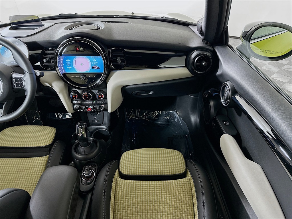 2023 Mini Cooper Convertible S photo 22