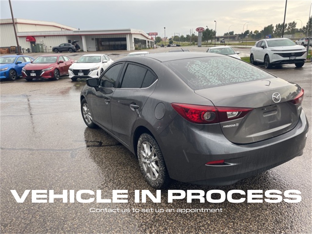 2018 Mazda Mazda3 Sport photo 5