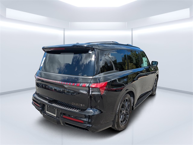 2026 Infiniti QX80 Sensory photo 3