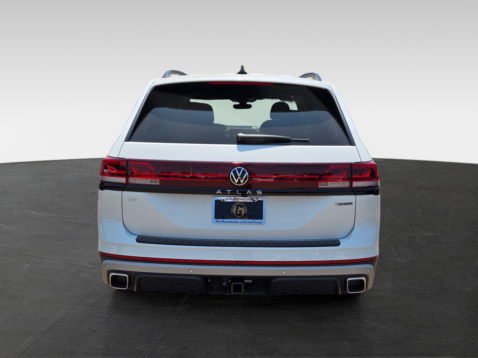 2025 Volkswagen Atlas SE Technology Peak Edition photo 5