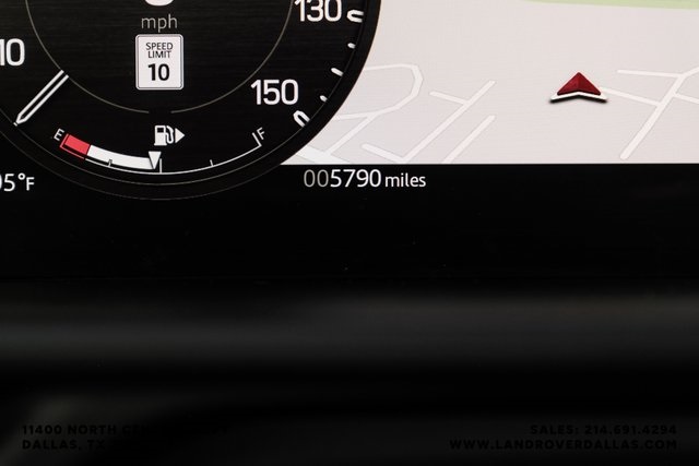 2025 Land Rover Defender 110 S photo 19