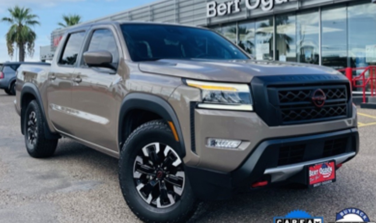 2024 Nissan Frontier PRO-X's photo