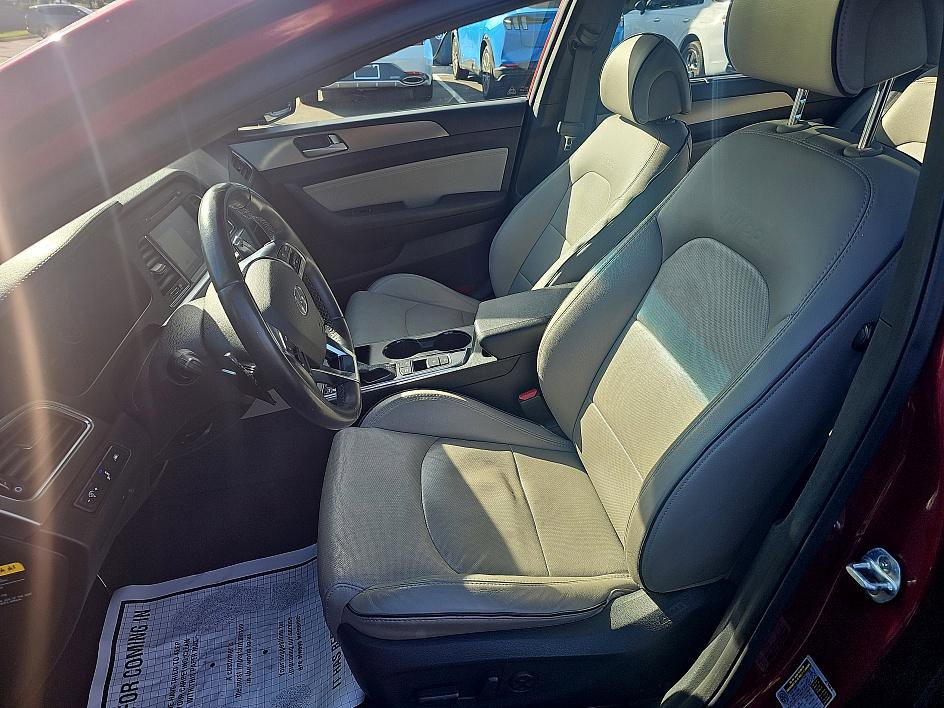 2016 Hyundai Sonata 2.0T Limited photo 13