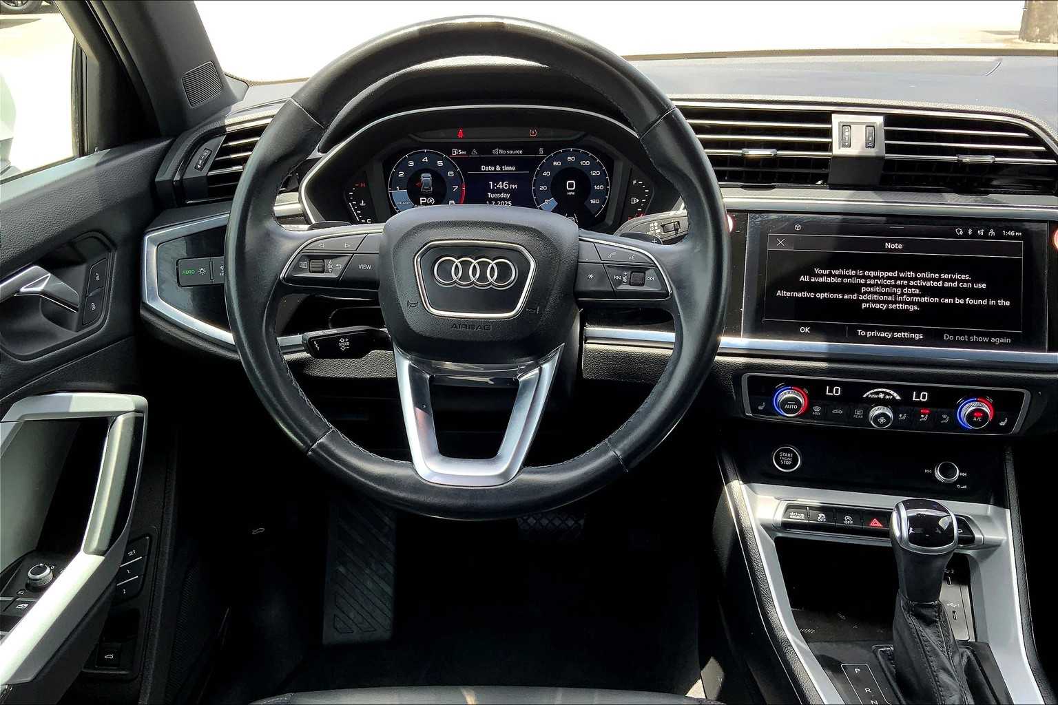 2023 Audi Q3 S line Premium photo 4