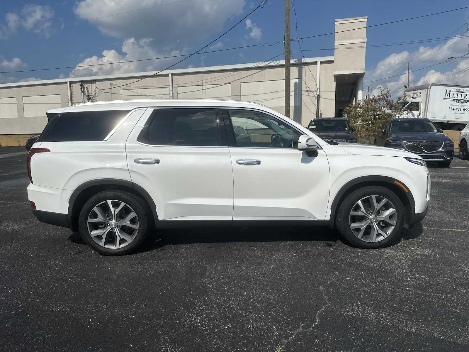 2022 Hyundai Palisade SEL photo 2