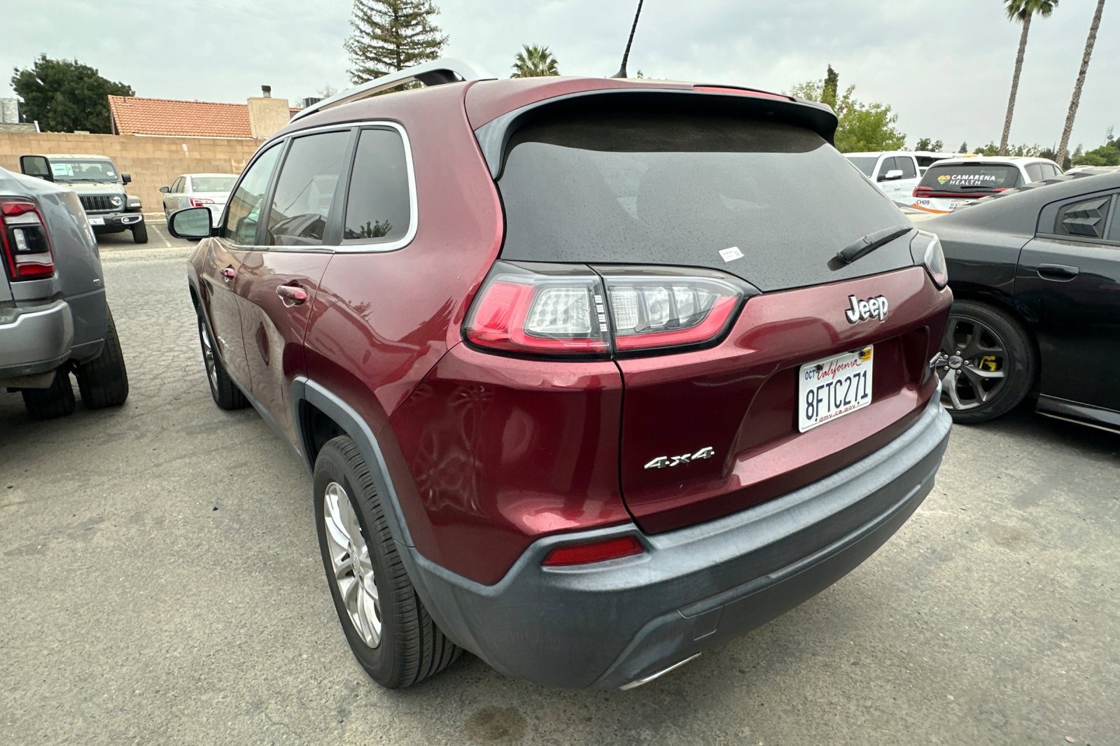 2019 Jeep Cherokee Latitude photo 2